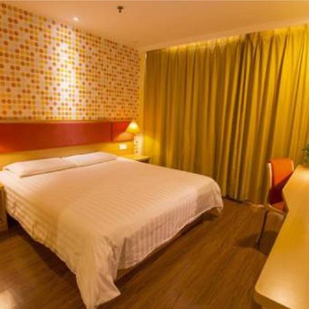 Home Inn Guangzhou Zhujiang New City Exterior foto